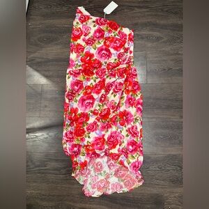 Emily wonder one shoulder floral dress size M